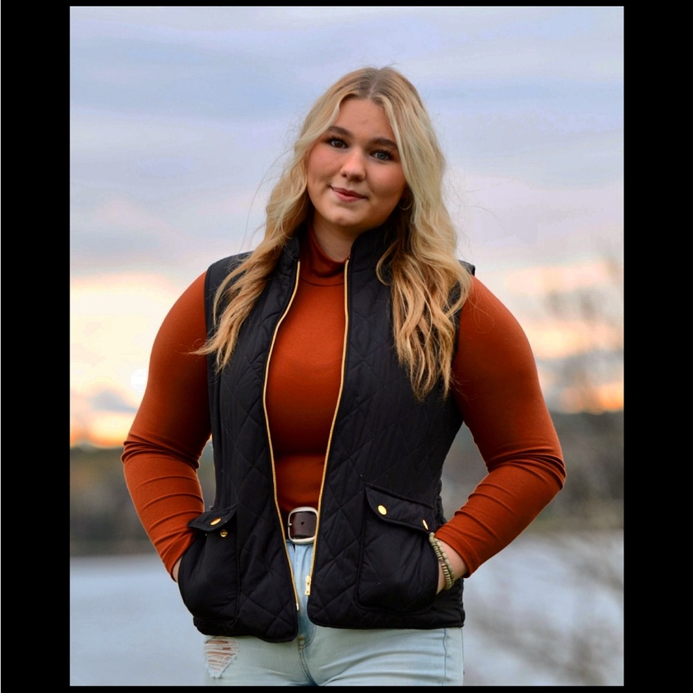 Meet your Posher, Serena